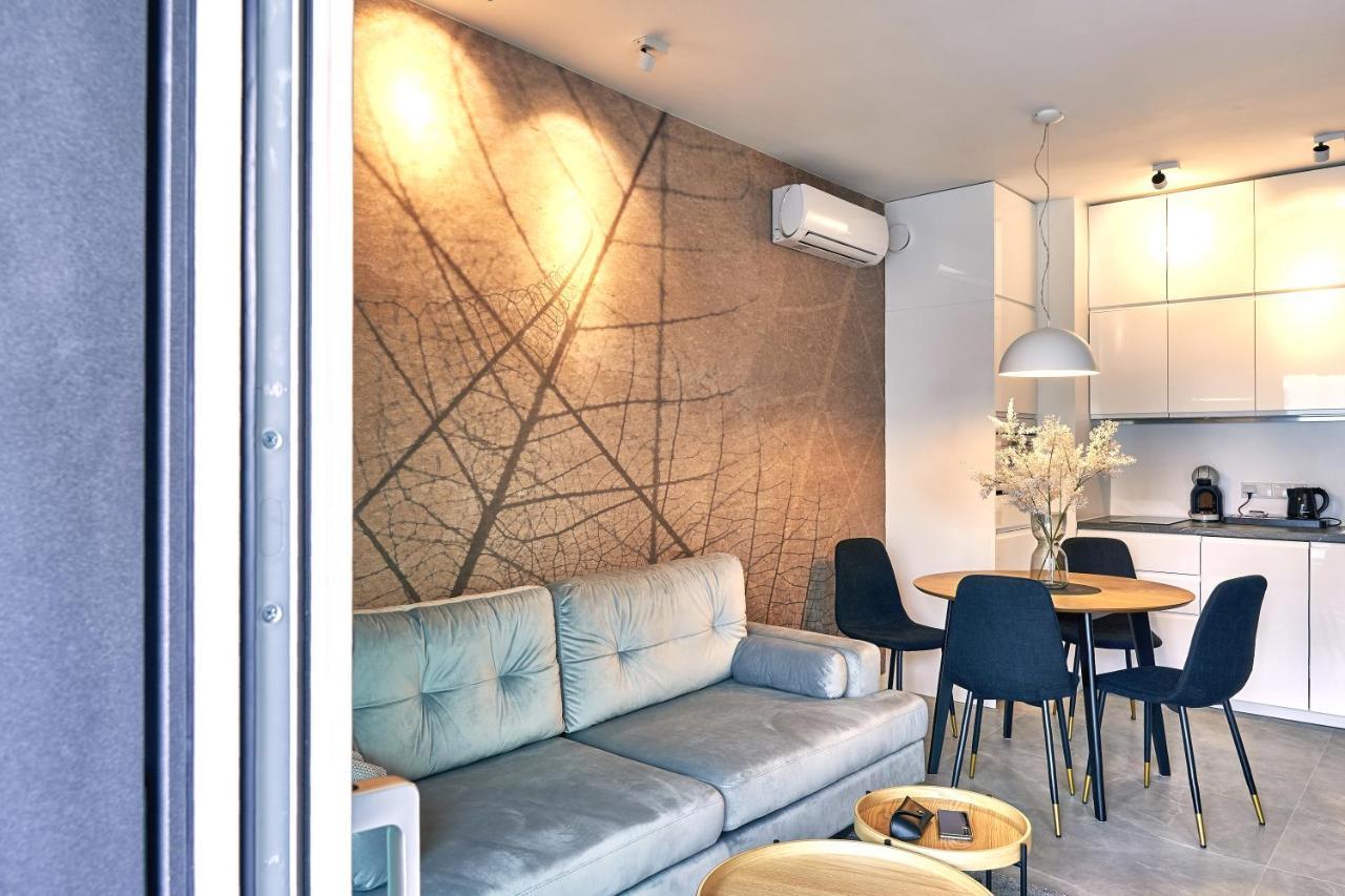 ורשה Mennica Residence Suite Apartments מראה חיצוני תמונה